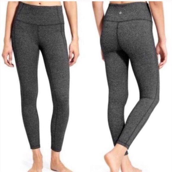 ATHLETA CRISS CROSS POWER UP 7/8 LEGGINGS - Picture 1 of 6